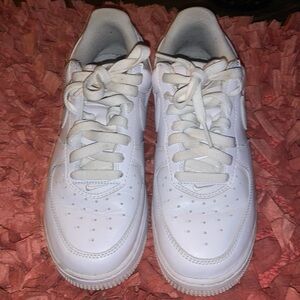 NIKE AIR FORCE ONE